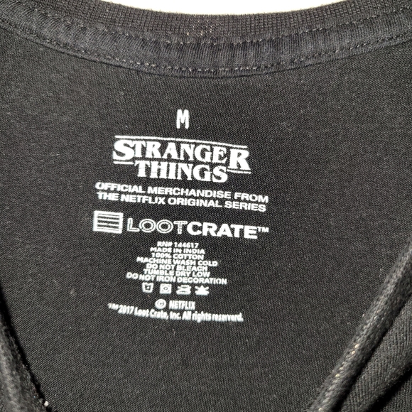 Stranger Things Loot Crate shirt size medium - Picture 4 of 5